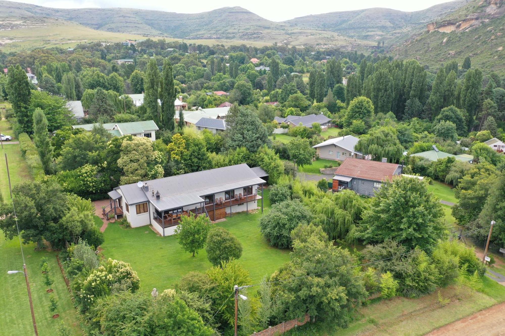 727 Church Clarens Bagian luar foto
